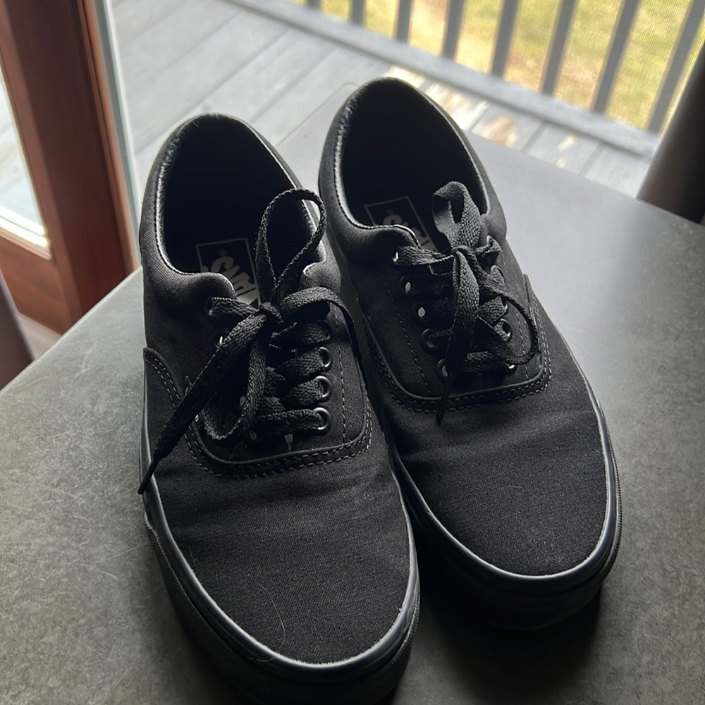 Classic black vans!!!